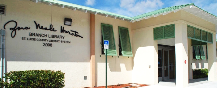 Photo of exterior of Zora Neale Hurston Branch Library